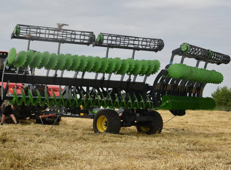 Дисковая борона Carbon D10500