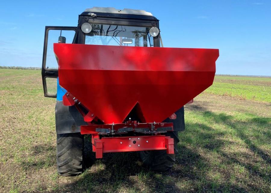 Разбрасыватель минеральных удобрений RUBER 1200 (РУМ-1200)