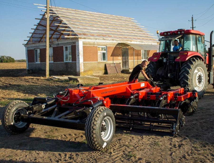 Лущильник дисковый скоростной RED HUSKER 3П